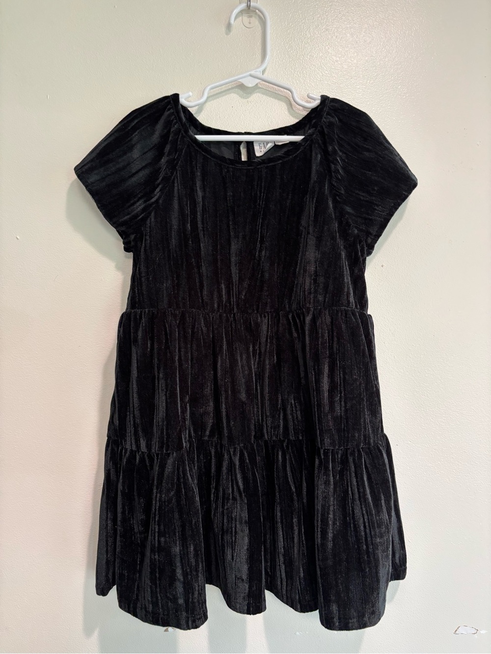 Gap short sleeve girls small Black Velvet Tiered Dress holiday